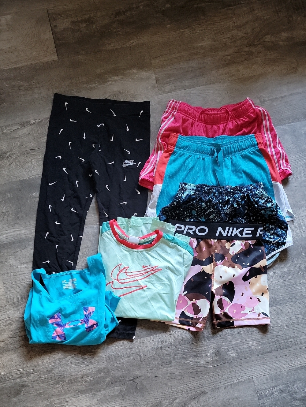 Nike & Athletic Girls Large And X-large Activewear Lot